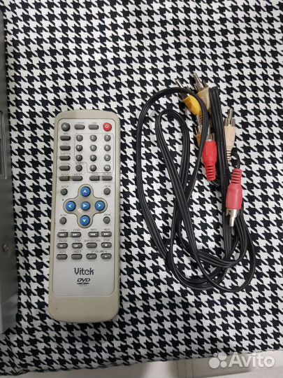 Dvd плеер vitek б.у. с караоке