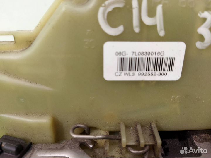 Замок двери задний правый Volkswagen Touareg 7L6