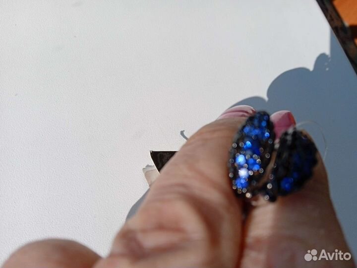 Золотые серьги с натуральными сапфирами