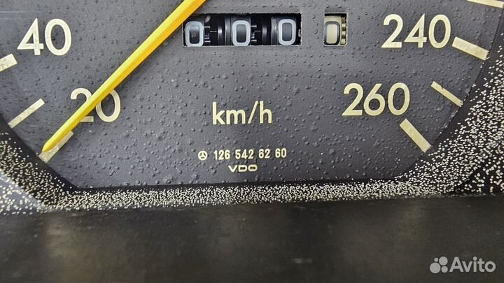 Приборная панель на Mercedes-Benz W126 5.6