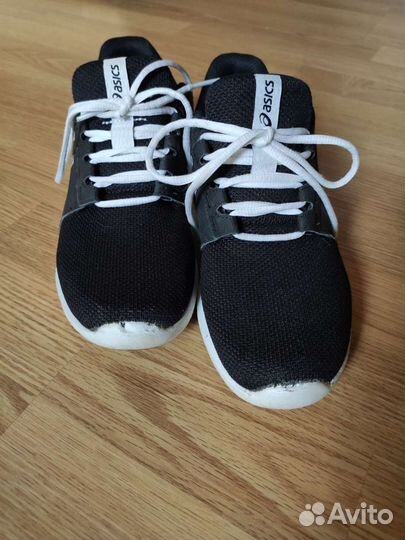 Кроссовки asics 38р