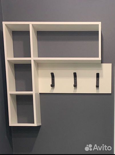 Вешалка настенная в прихожую