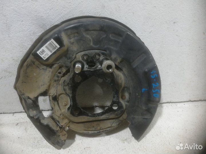 Щиток тормозного механизма задний левый Lexus Is