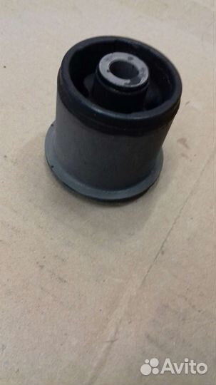 Сайлентблок редуктора для Nissan X-Trail (T30) 200