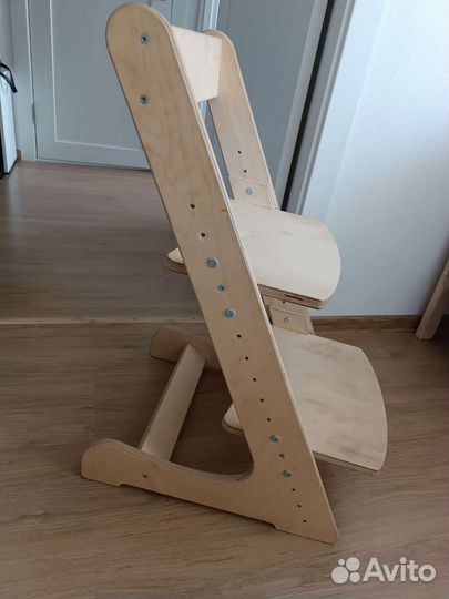 Детский растущий стул