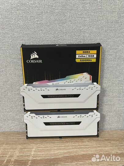 Оперативная память ddr4 16gb corsair