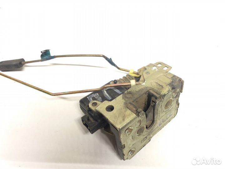 Замок двери передний правый Renault Logan 1 SR K7J