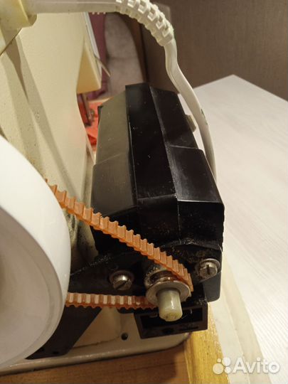 Швейная машина Чайка 134