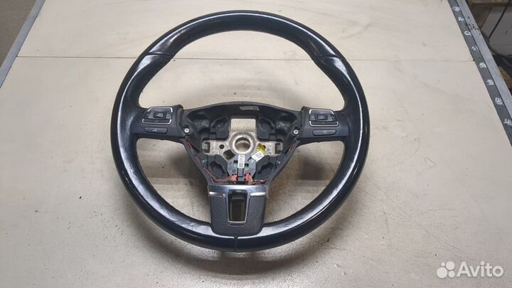 Руль Volkswagen Tiguan, 2014