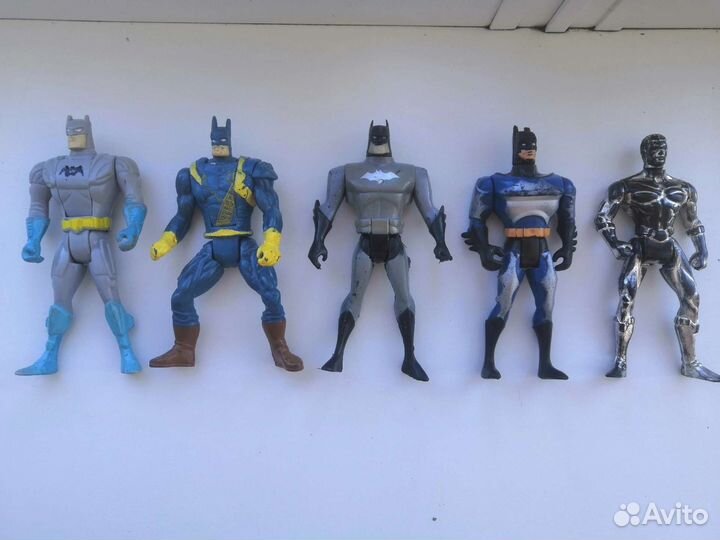 Набор фигурок Бэтменов 90х