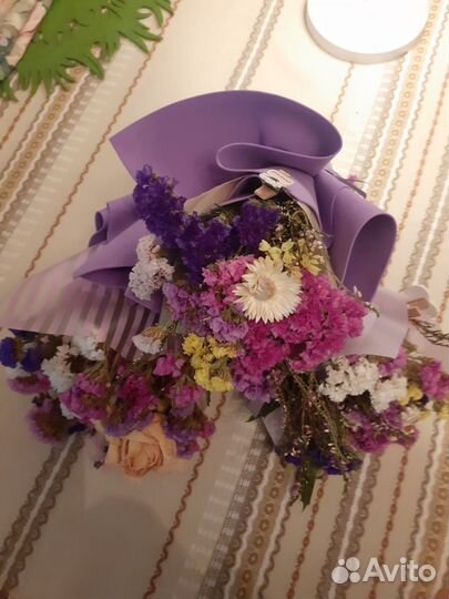 Букктики из сухоцветов