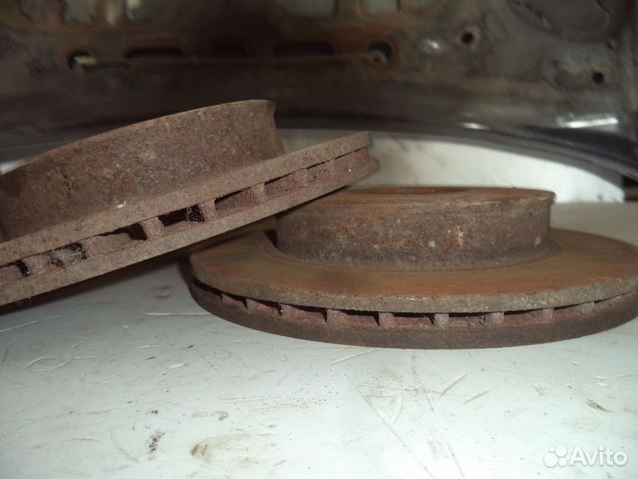 Диск тормозной Nissan Primera P10