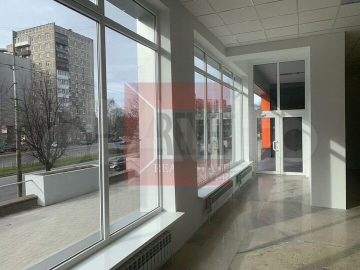 Продам помещение свободного назначения, 300 м²
