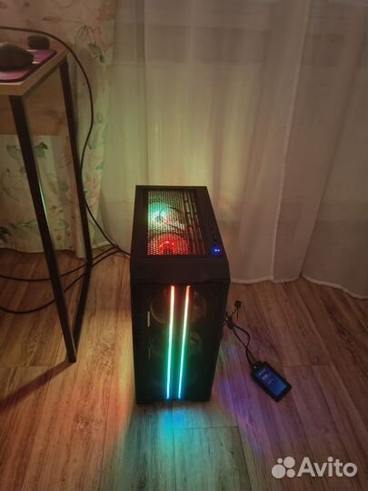 Корпус хорошо продуваемый с вентиляторами