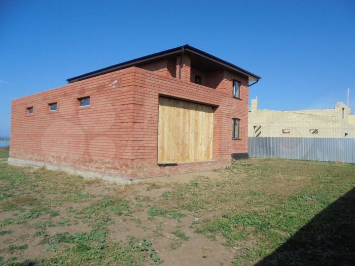 Коттедж 189 м² на участке 12,5 сот.