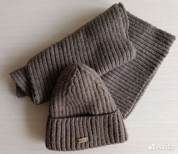 Комплект шапка и снуд женский