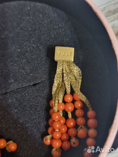 Золотые серьги Tous