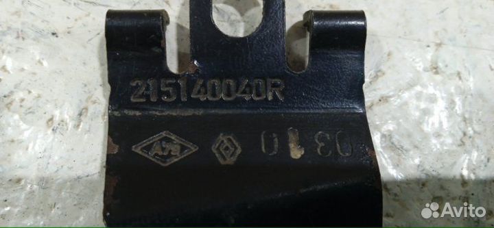 Кронштейн Renault Fluence K4MV838 2010