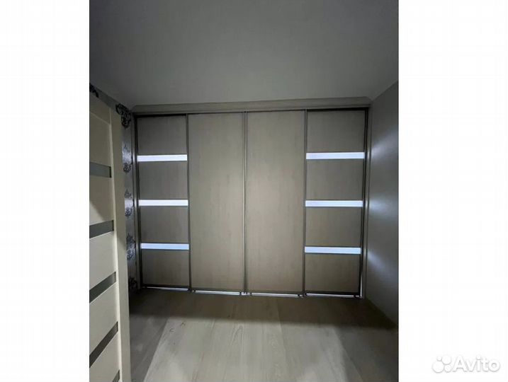 Двери купе в нишу