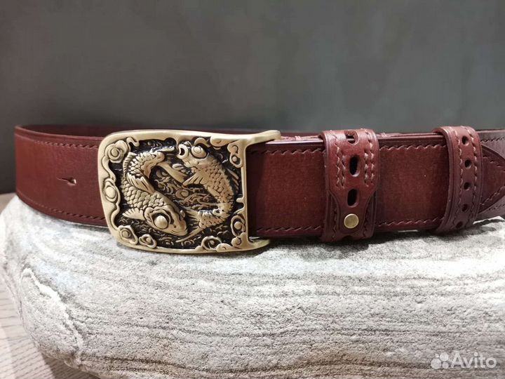 Мужской кожаный ремень ручной работы
