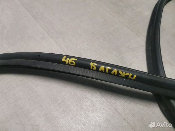 Уплотнитель багажника Skoda Fabia 2 1.2 CGP 2012