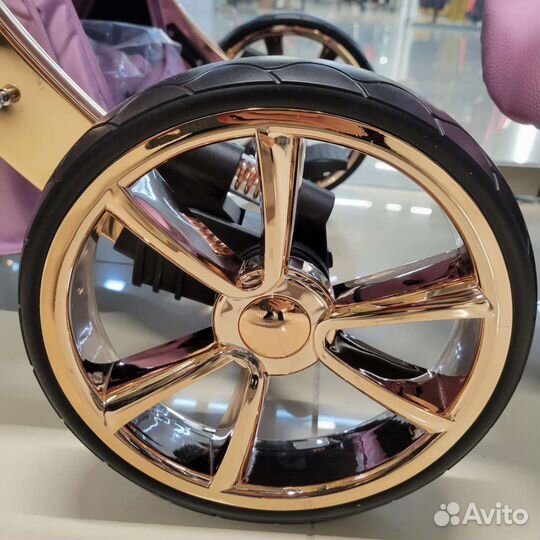 Коляска 2 в 1 экокожа,новые