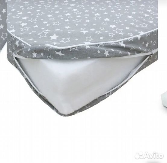 Детская кровать с матрасом и наматрасником