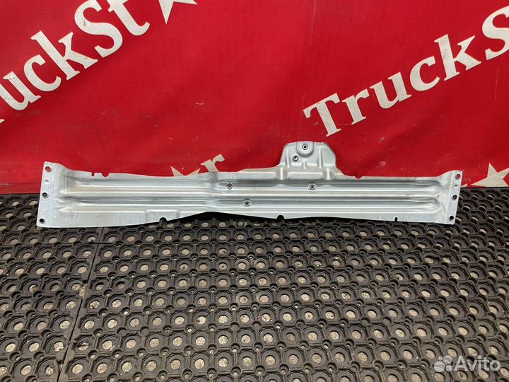 Кронштейн стеклоподъёмника правый Man TGS