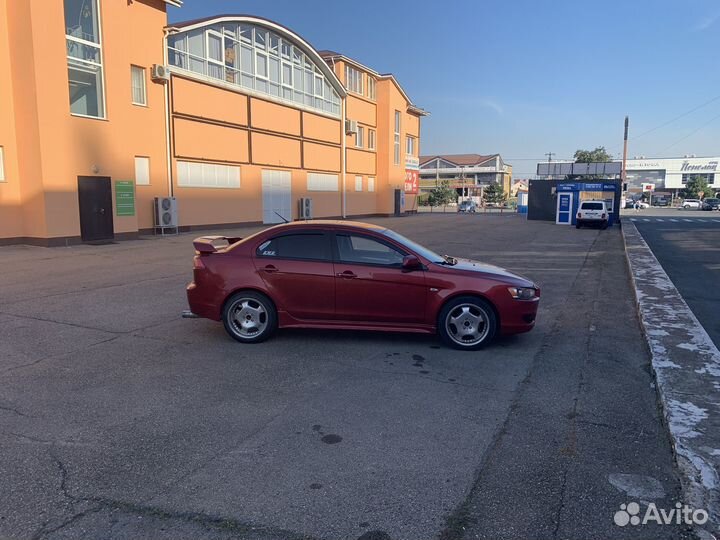 Mitsubishi Lancer 1.5 МТ, 2008, 300 000 км