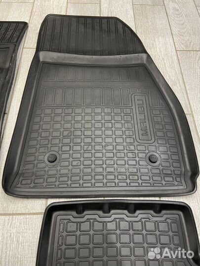 Оригинальные полиуретановые ковры Chevrolet Malibu