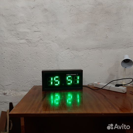Часы Электроника7