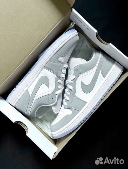 Кроссовки Air Jordan 1 low «Wolf grey»
