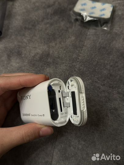 Видеокамера sony HDR-AS200V