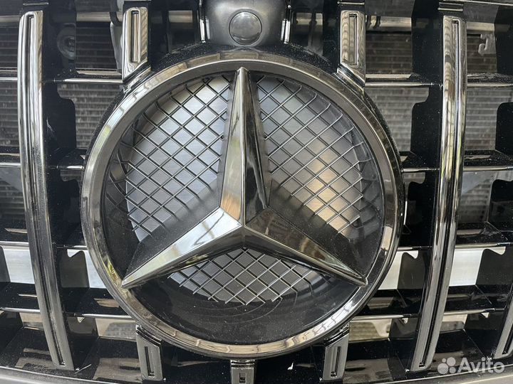 Эмблема Мерседес на решетку радиатора