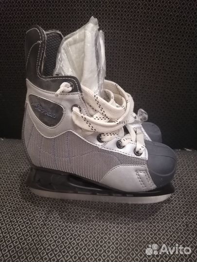 Коньки детские