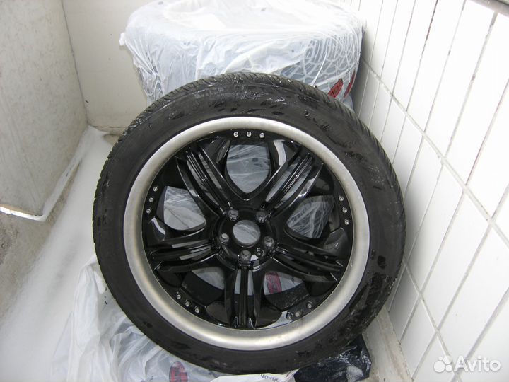 Yokohama 104ZR 255/45 R20