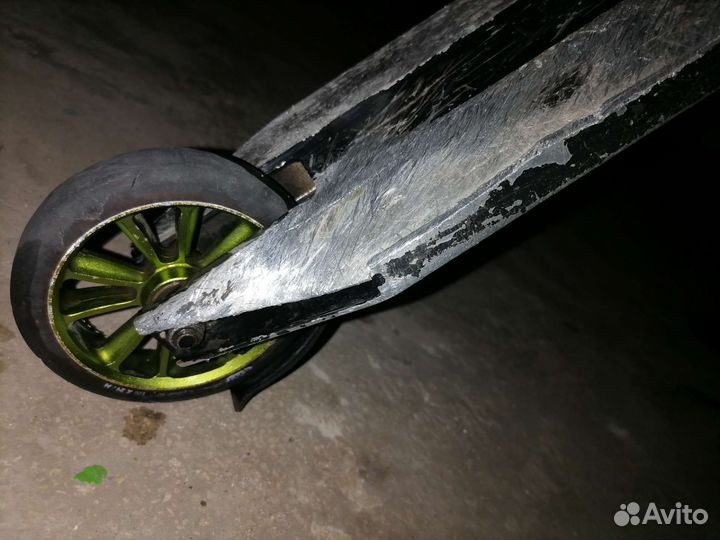 Трюковой самокат