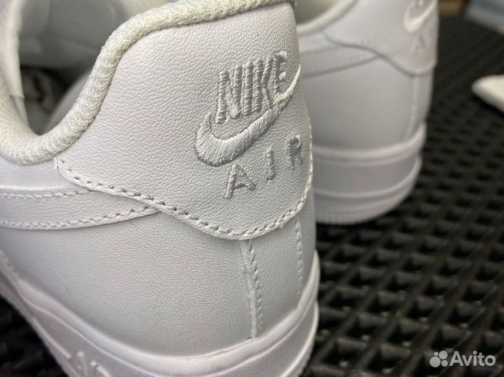 Кроссовки мужские Nike Air Force 1