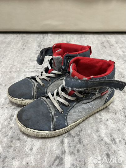 Кроссовки детские reima