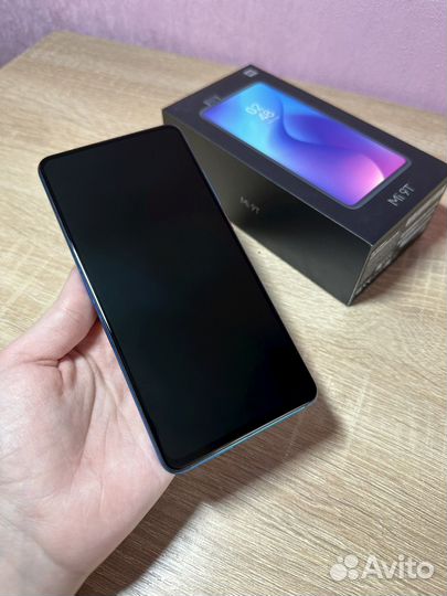 Xiaomi Mi 9T, 6/64 ГБ