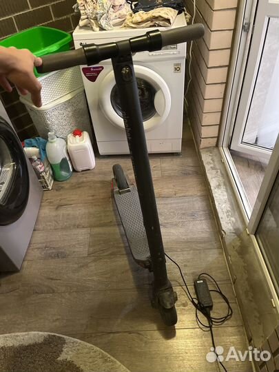 Электросамокат ninebot kickscooter es2