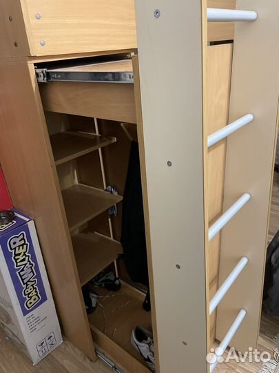 Детская кроватка с комп столиком и шкавчиком