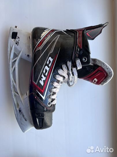 Коньки хоккейные