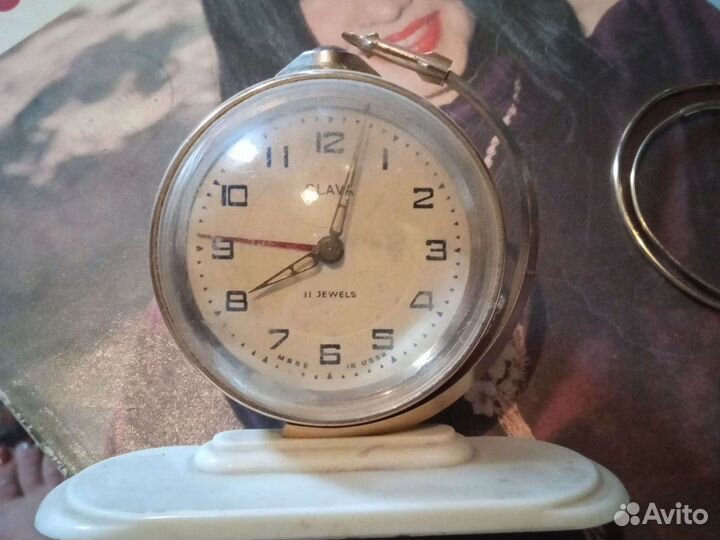 Часы слава будильник СССР