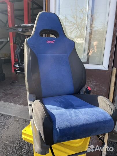 Сиденье пассажирское субару sti