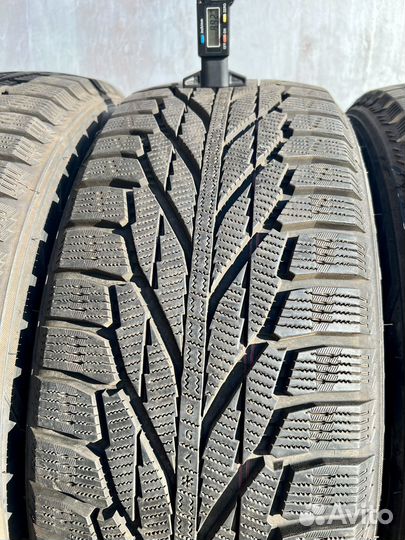 Nokian Tyres Hakkapeliitta R2 SUV 235/55 R18