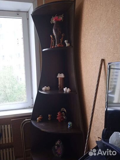 Полка угловая. Высота ориентировочно 2,20. С