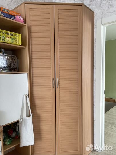 Стенка для школьника