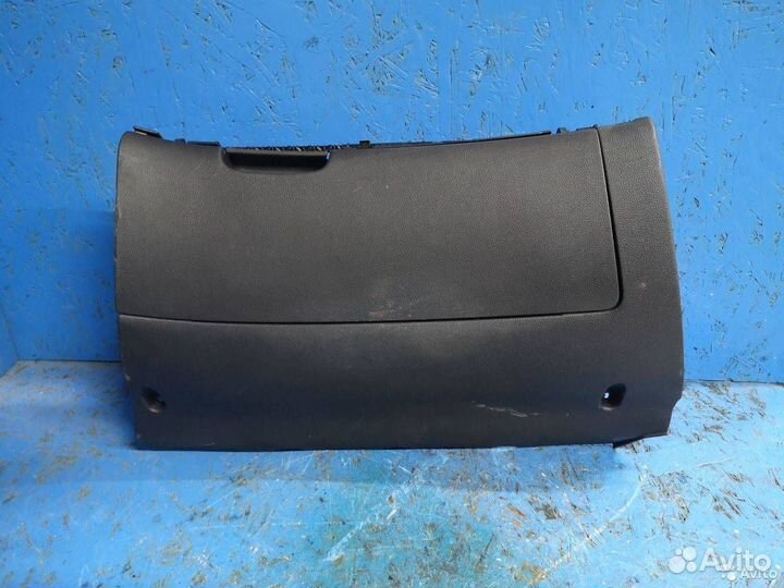 Бардачок Skoda Octavia 2 (A5) (2004 - 2009)