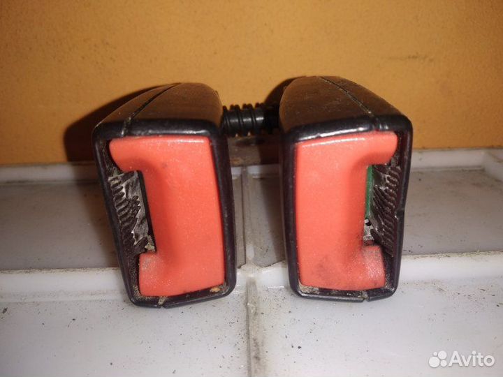 Замок ремня безопасности Opel Astra P10 A17DTJ